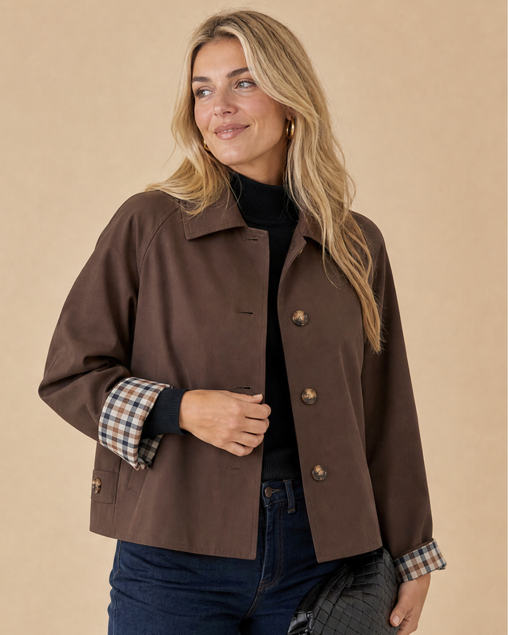 Bandalini Olivia women's cropped shacket jacket in neutral fabric, featuring a stylish collar and button closure.